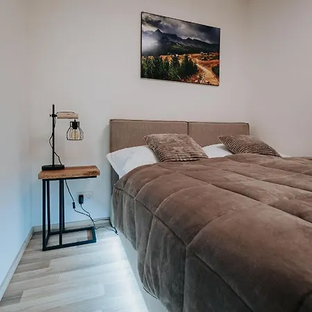 Hillside X34, Kubínska Hoľa