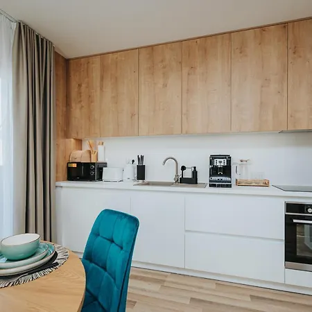 Hillside X34, Kubinska Hola Dolny Kubin