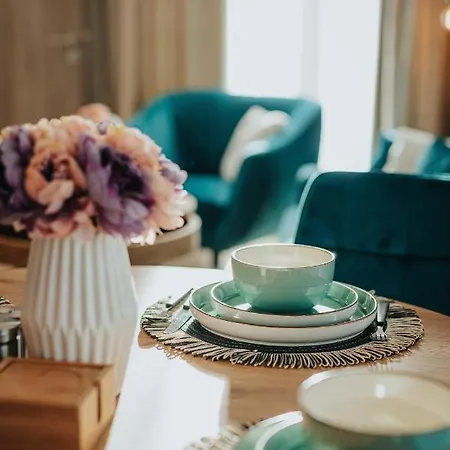 Hillside X34, Kubinska Hola Apartment *
