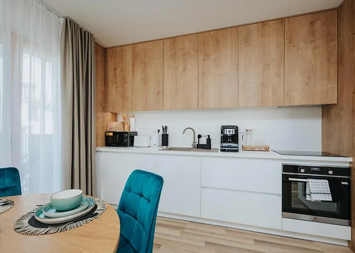 Hillside X34, Kubinska Hola Dolny Kubin